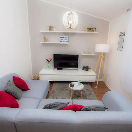 Ferienwohnung Apartman Marko Primošten Exterior foto